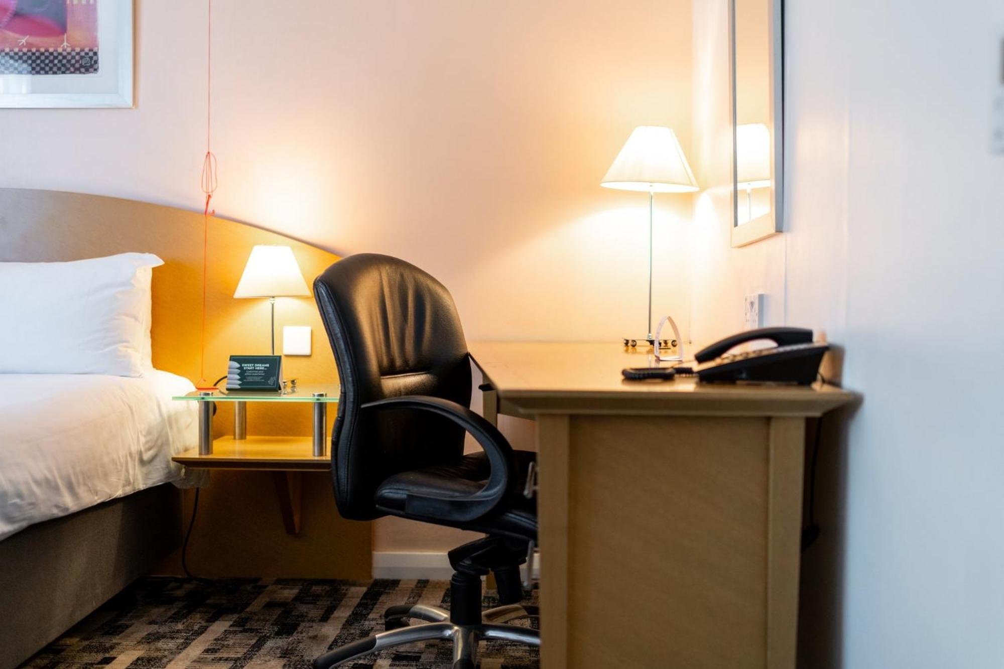 Holiday Inn Ashford - North A20 By Ihg Luaran gambar